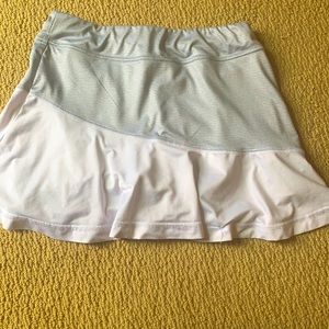Grey and white tennis skirt.